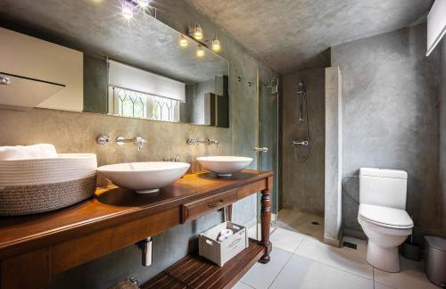 A Majestic Oasis in Keramikos, the Heart of Athens - Foto 72