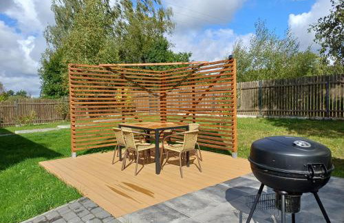 Siedlisko Dwa Żurawie - Uroczy domek nad stawem, z kominkiem, obok konie - Foto 30