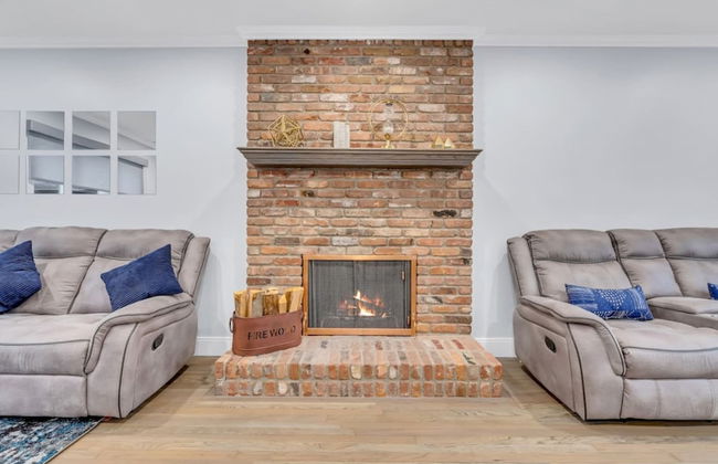 Cozy Family Home Fireplace and Backyard Playset - Photo 9