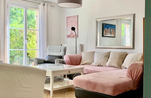 DISNEY & PARIS Happy Villa for 10 persons with Private Garden & Terrace 4 bedrooms, 3 bathrooms FIBER Wifi Netflix & free Parking - Foto 11