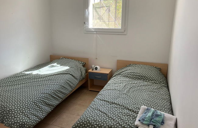 Villa With Private Pool and Jacuzzi - Photo 6