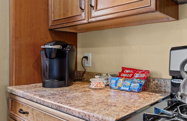 The Marquis Manor | JZ Vacation Rentals - Photo 30