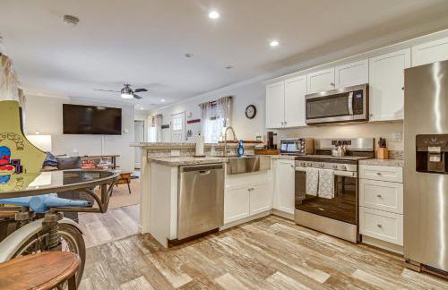 Near Trails and VAST Access! Modern Burke Home Base - Foto 7