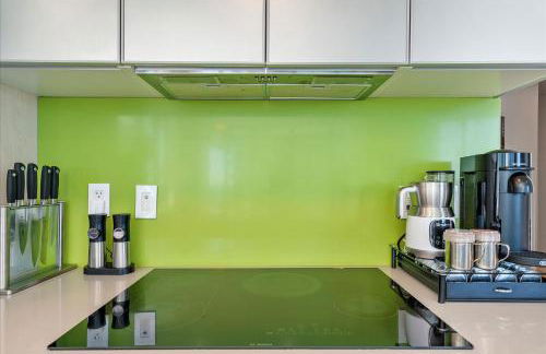 POSH Ocean View Penthouse - Heated Pool, Gym, Office! 10mins Beach - Foto 47