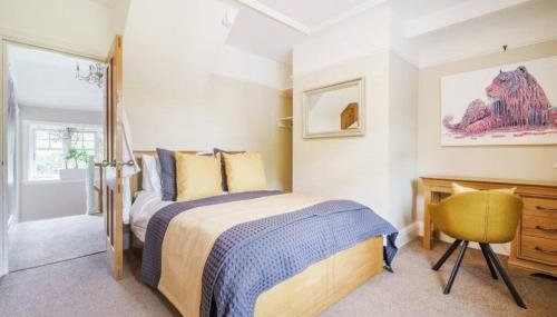 Luxury 8 bedroom home with leisure wing - Foto 4