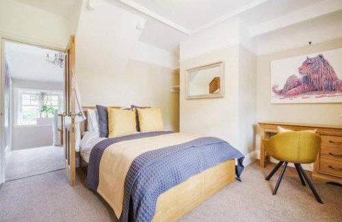 Luxury 8 bedroom home with leisure wing - Foto 4