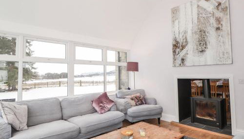 The Larches - Photo 5