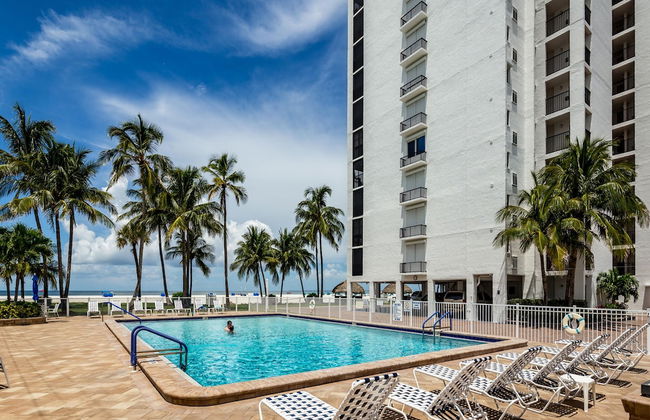 Sunset Fort Myers - Photo 1