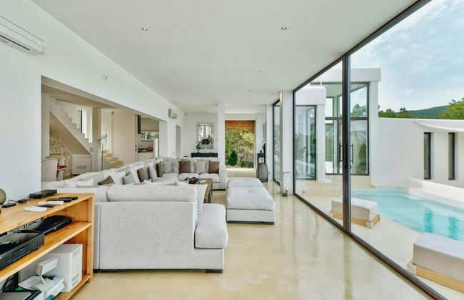 Holiday Home With Stunning Infinity Pool - Foto 16