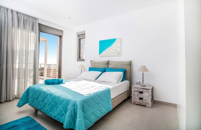 Francis & Gregorys Luxury Villas - Photo 8