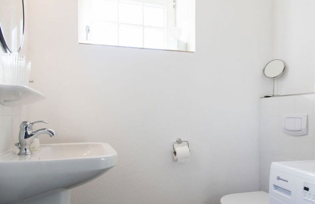 Old Bakery - Former Stable - Photo 14