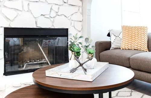 Scandi Chic-mins to KSU, Sleeps 5, wKing, pet friendly - Foto 23