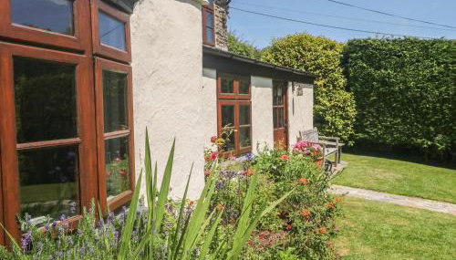 Meadow Lea - Photo 2