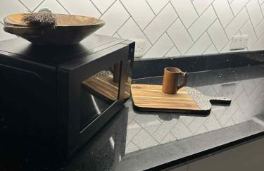 Brain Properties Limited - Contractor and Leisure Stay 4 Bedroom all ensuite house with Parking - Photo 6