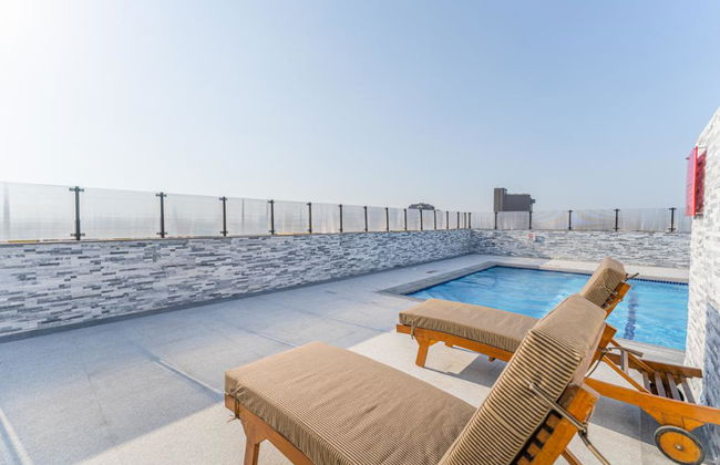 City Stay Premium Hotel Apartments - Photo 2