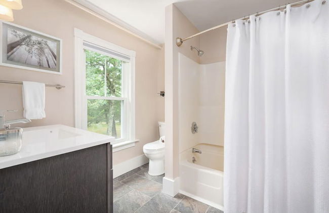 TuckAway Suites at East Branch - Photo 48