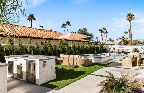 Desert Oasis: Pool, Spa, Golf Sim + EV Charger - Foto 44