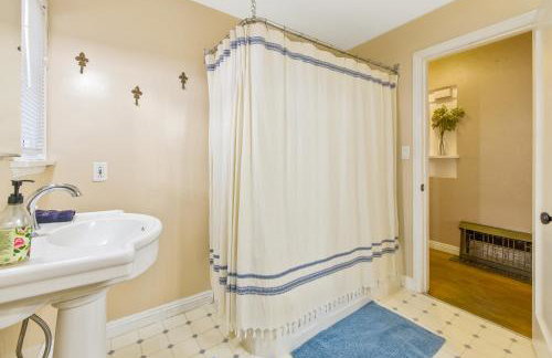 Victory On Vine - Photo 25