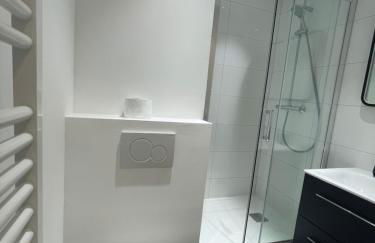 Appartement au Pied du Metro Mairie de Clichy L13 - Foto 4