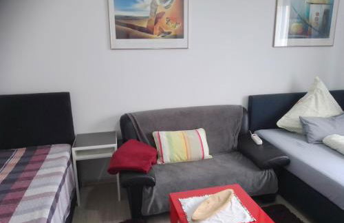 Am Bahnhof - Foto 70