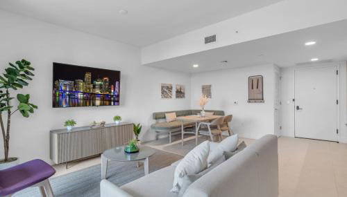 Experience Miami Vibes in the Heart of Downtown - Foto 4