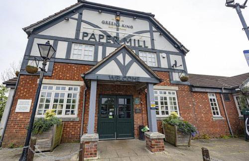 Cozy Vibes Refined 2BR Flat - Photo 28