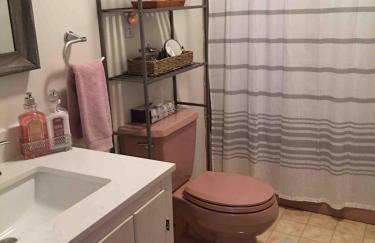 Rustic Cabin for a Weekend Getaway near McKenzie Mountain Wilderness in New York - Foto 6