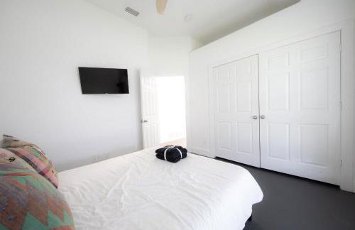 Sophisticated Minimalist Modern Home w/pool and spa - Foto 41