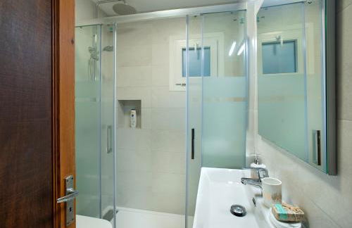 Owl Booking Villa Mariner - 5 Min Walk to the Beach - Photo 10