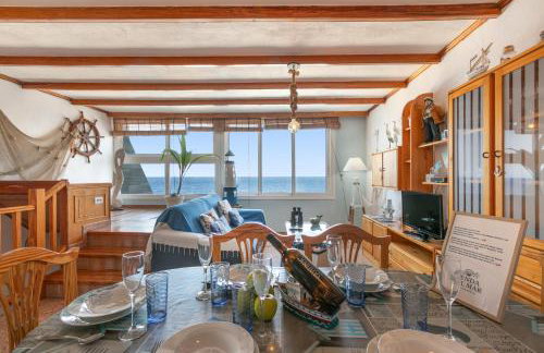 Seaside House With Heated Pool - Photo 6