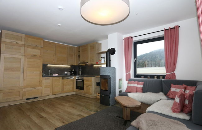 Chalet Alpenzauber mit Beheiztem Pool, Inzell - Photo 9