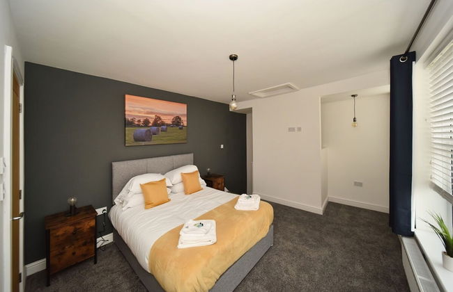 Pinfold Suite - Chester Road Apartments by - Photo 3