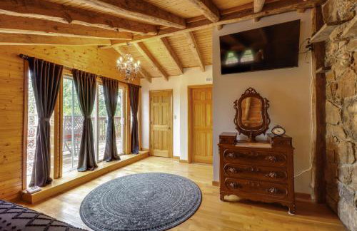 3,000 Sq Ft and Game Room Ozarks Serenity Cabin! - Foto 19