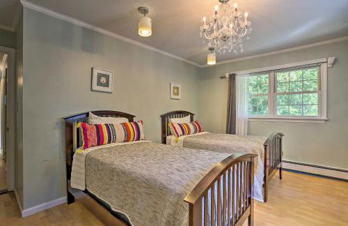 Charming Saylorsburg Retreat with Game Room and Patio! - Foto 28