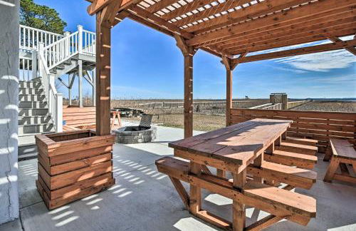 Luxurious Waterfront Home with Private Pier and Views! - Foto 37