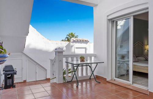 Sunny flat with pool by Costarentals - Ref 52 - Photo 37