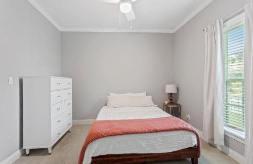 Downtown 3 Bedroom Home - Foto 10