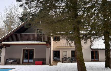 Leśny dom z basenem w okolicy Zegrza - Foto 53