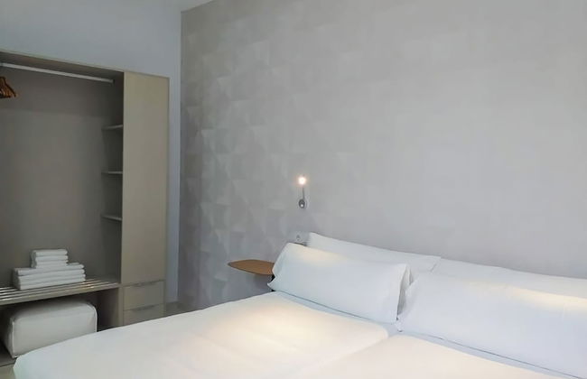 Feelathome Rivero Apartments - Photo 20