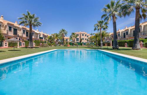 Duplex Islantilla con piscina - Photo 1