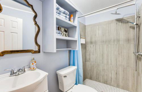 Hike, Bike and Boat Peaceful Piney Woods Home! - Foto 15