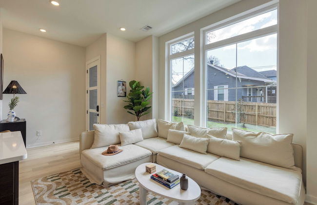 Sleeps 24! 3 Modern 4bdr Townhomes w/ Covered Patios Nashville Group Retreat - Foto 8