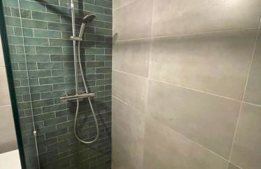 Apartment Zénith Charm of Barry Gardens- private parking - Photo 15