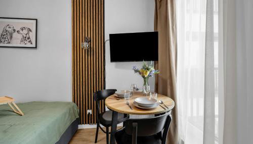 Praga Studio - 140m Metro, near PGE Narodowy Stadium - by Rentujemy - Foto 5