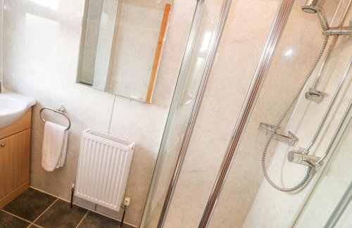 Borah Lodge - Photo 11