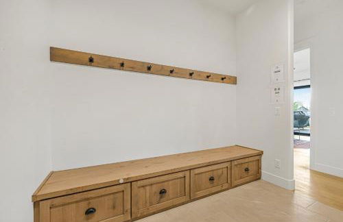 TetonHaus 5BR Hot Tub Game Room Walk to Driggs 20 min to Targhee - Foto 26