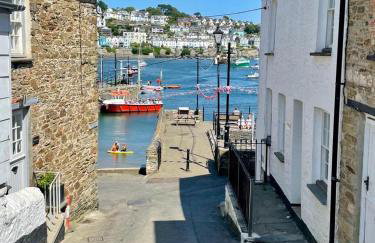 Enchanting Harbourside Cottage with Panoramic Views - Foto 36