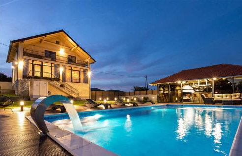 Beautiful Home In Velika - Photo 16