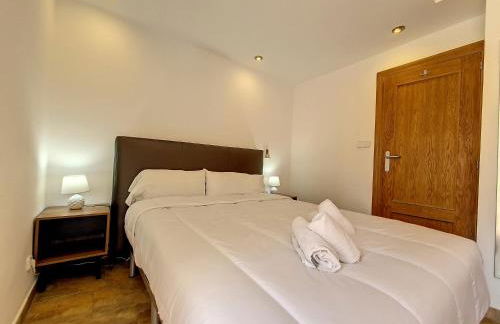 El Carmoli Villa with Private Pool - 9409 - Foto 34