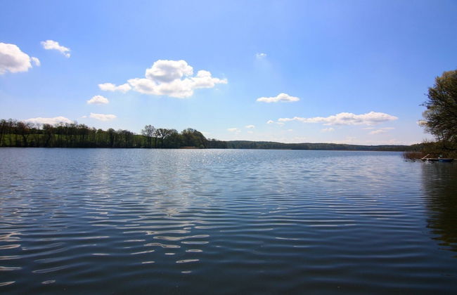 Bungalow am See mit Ruderboot in Klein Labenz - Photo 28